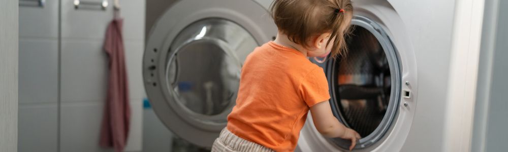 Tips voor het Onderhoud van Kinderkleding: Wassen en Bewaren HUPSA Kindermode kinderschoenen en kinderkleding van top tot teen